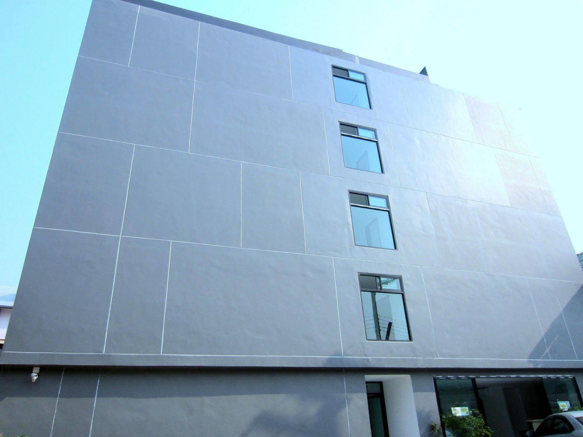 The Luna Compass Chiang Mai Exterior photo